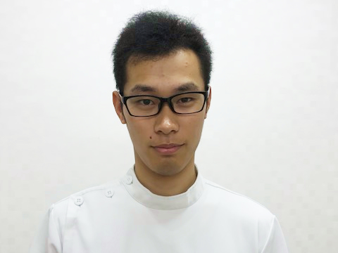 荻島　涼介
